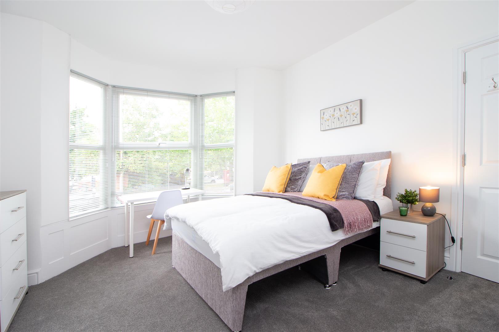 18 South Lawn Terrace Bedroom