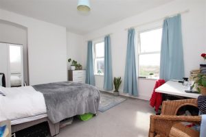 20 South Lawn Terrace Bedroom