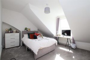 20 South Lawn Terrace Bedroom