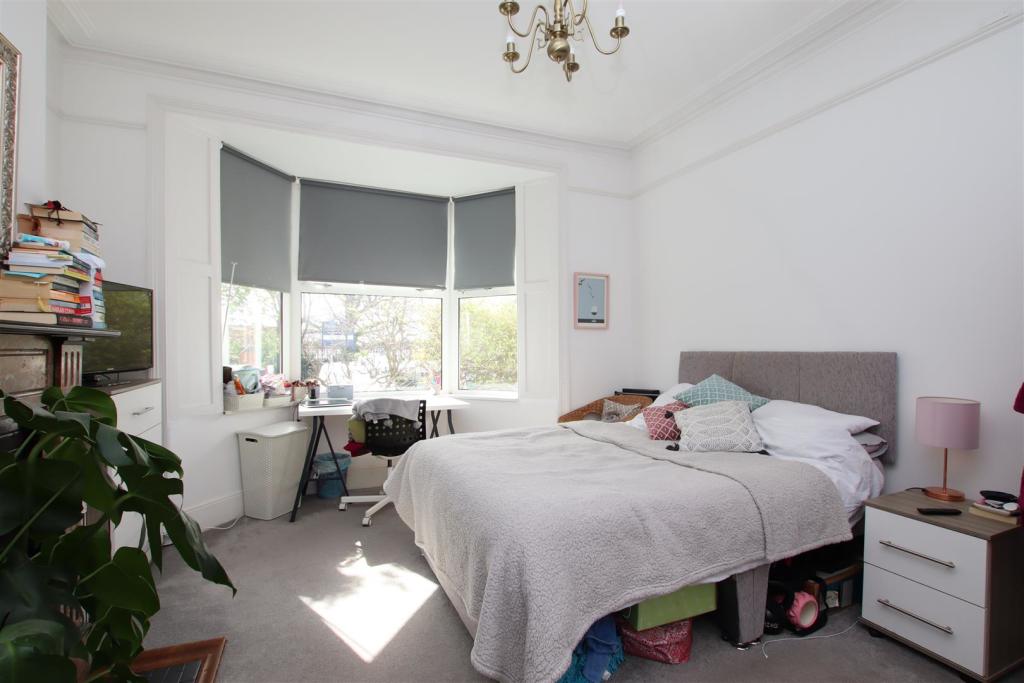20 South Lawn Terrace Bedroom
