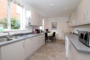 20 South Lawn Terrace Kitchen